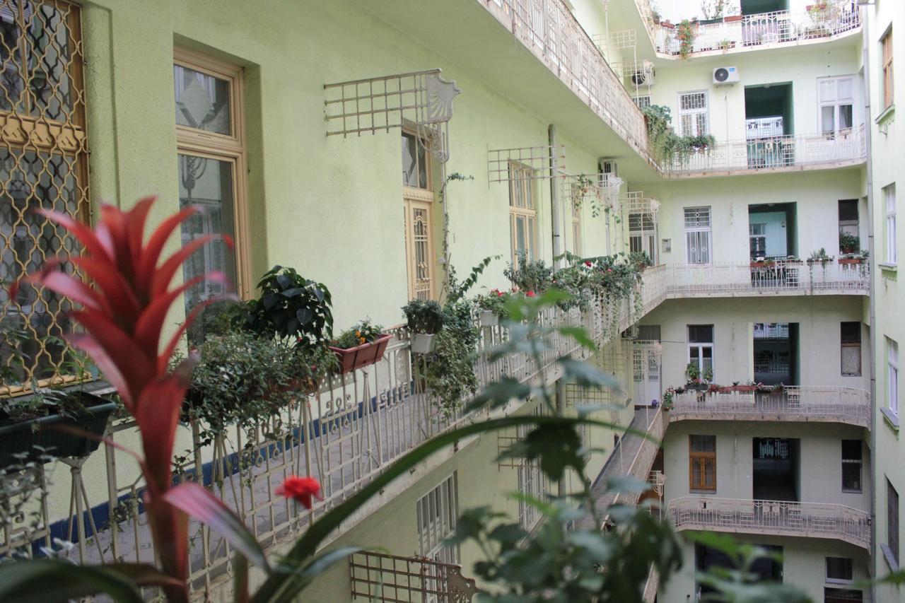 Charming And Unique Apartment With Balcony By The Great Synagogue Budapest Exterior foto